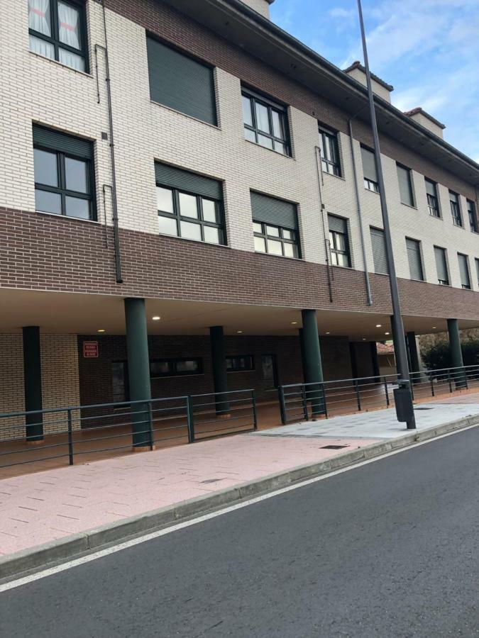 Piso Vacacional en Avilés Apartamento Exterior foto